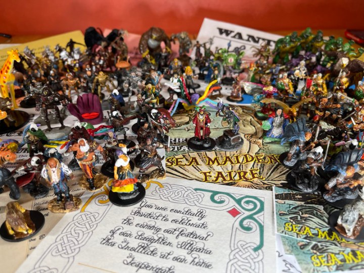 Jarlaxle Handouts and Minis